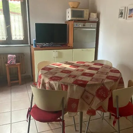 La Casa Sulla Pista Apartment